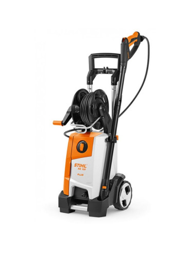 HIDROLIMPIADORA STIHL RE 130 PLUS 10-135 BAR 420-500 L/H 2,3 Kw. CON ROLLO PORTAMANGUERA